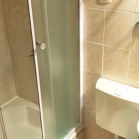 Authentic Mediterranean سبليت